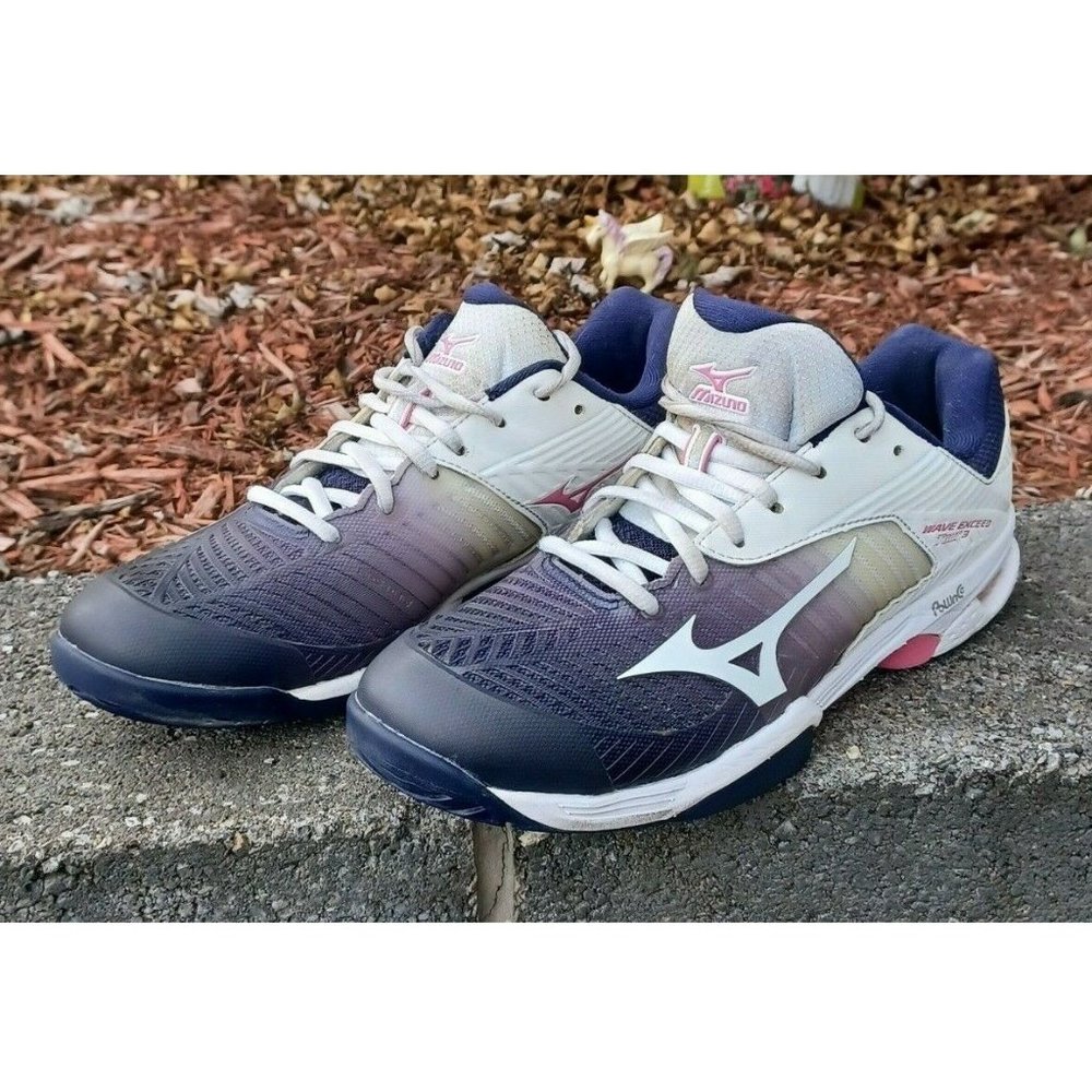 Mizuno Wave Exceed Tour 3 550002.6300 Tennis Sneaker Women's Shoe Size 9.5